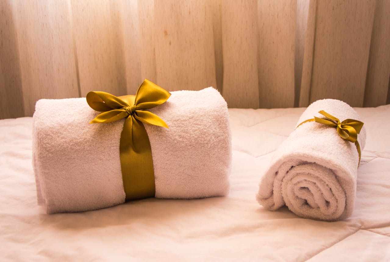 Top Gift Items Under $100 At Weezietowels: You Should Know